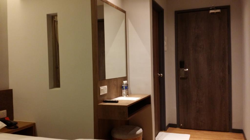 Go Hotel Субанг-Джая Номер фото